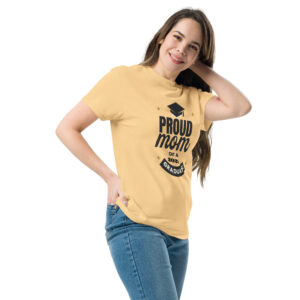 Proud mom of graduate t-shirt